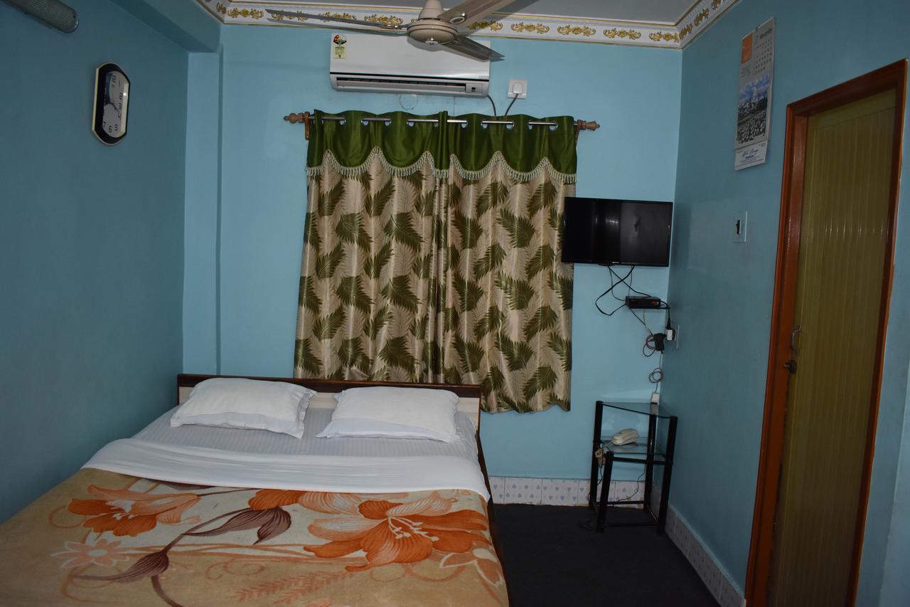 Hotel Airways Калькутта Экстерьер фото